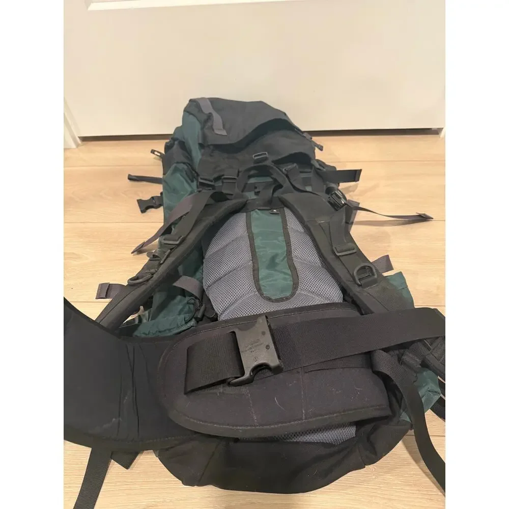 L.L. Bean Hiking Backpack Adult Size Green JM